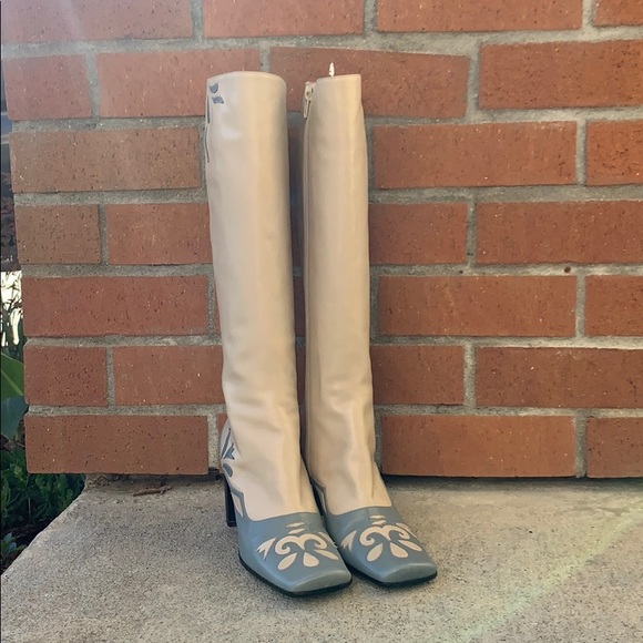 Size 5  Cividini boots - Picture 2 of 4